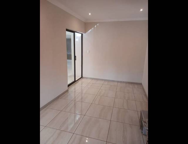 3 BEDROOM HOUSE FOR SALE IN HENLEY-ON-KLIP